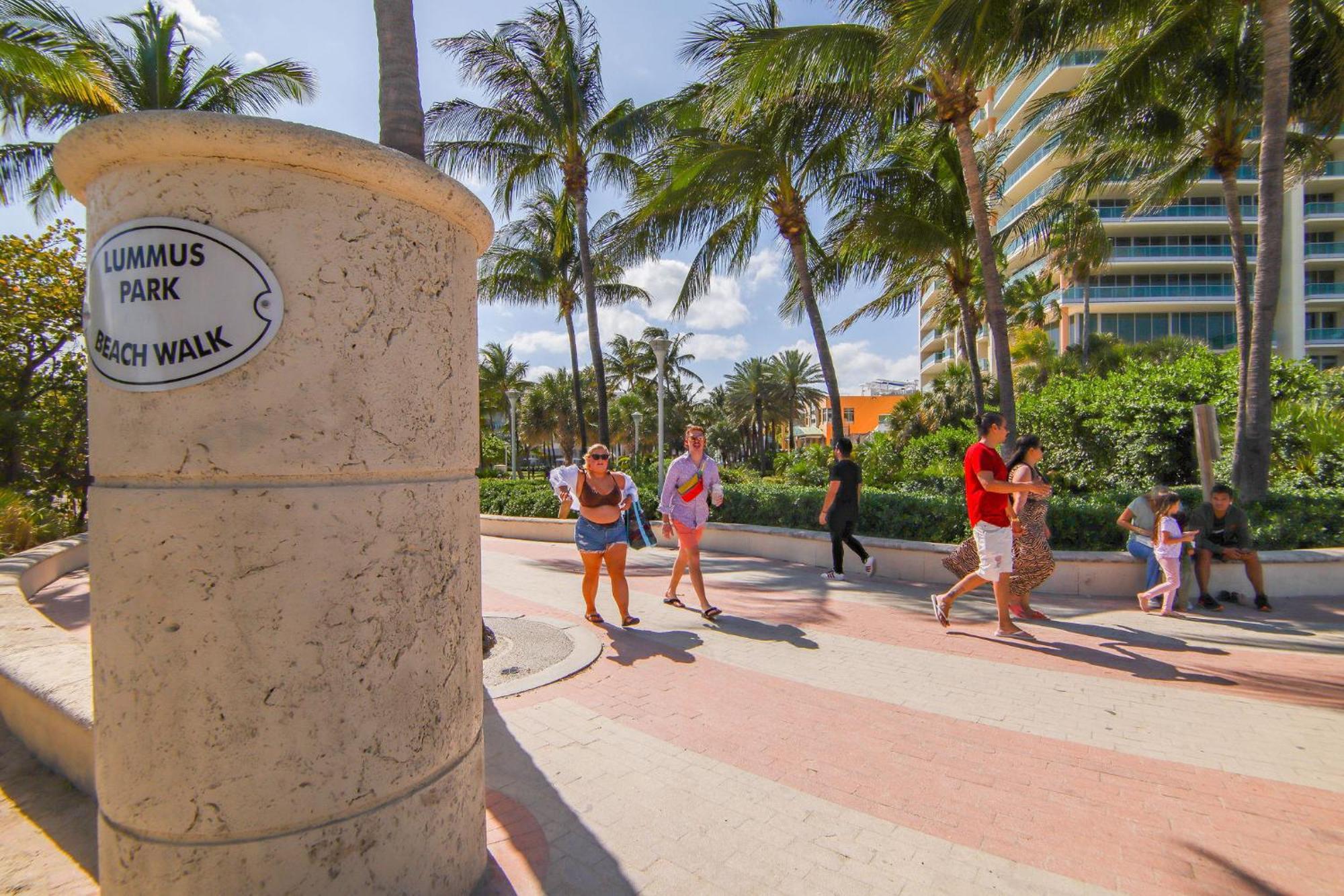 Steps 2 Beach, Ocean Drive Deco Apt W/2 Queen Beds Apartment Miami Beach Exterior photo